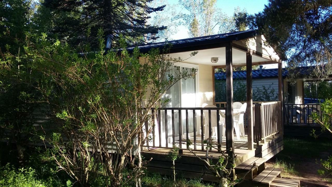 Camping De Flechat Hotel Orcival Exterior foto