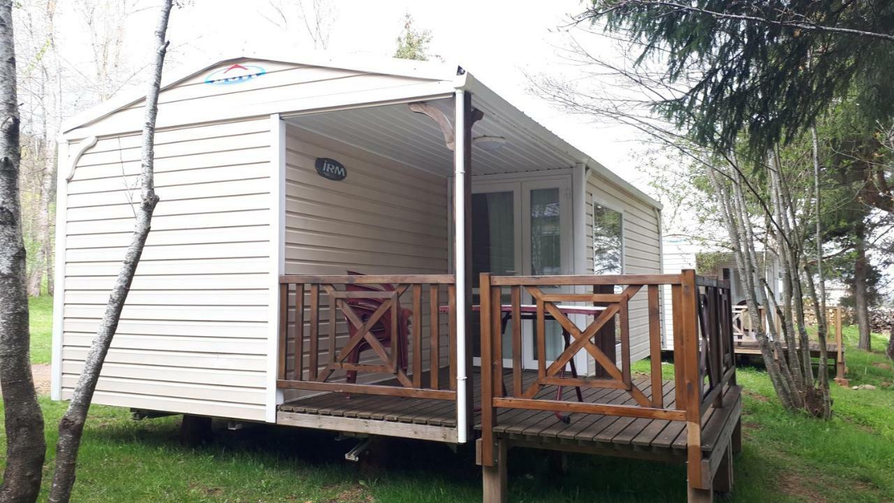 Camping De Flechat Hotel Orcival Exterior foto